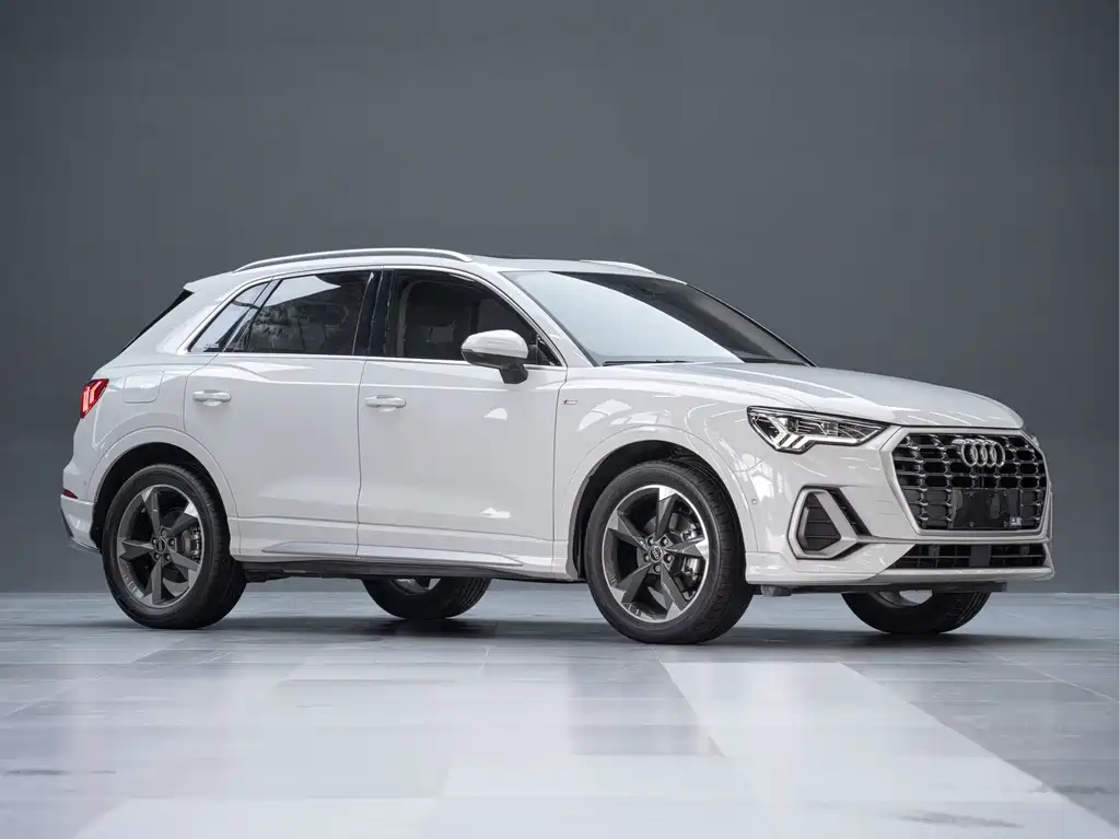Audi Q3 — фото 5