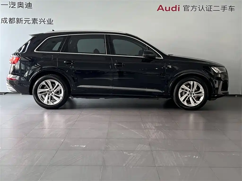 Audi Q7 — фото 3