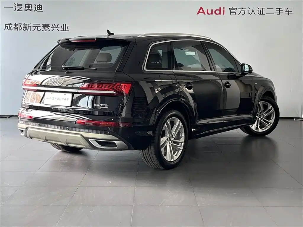 Audi Q7 — фото 4