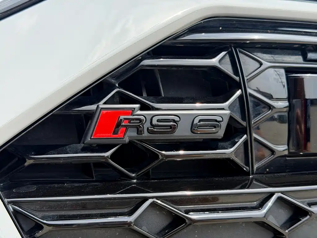 Audi RS 6 — фото 23