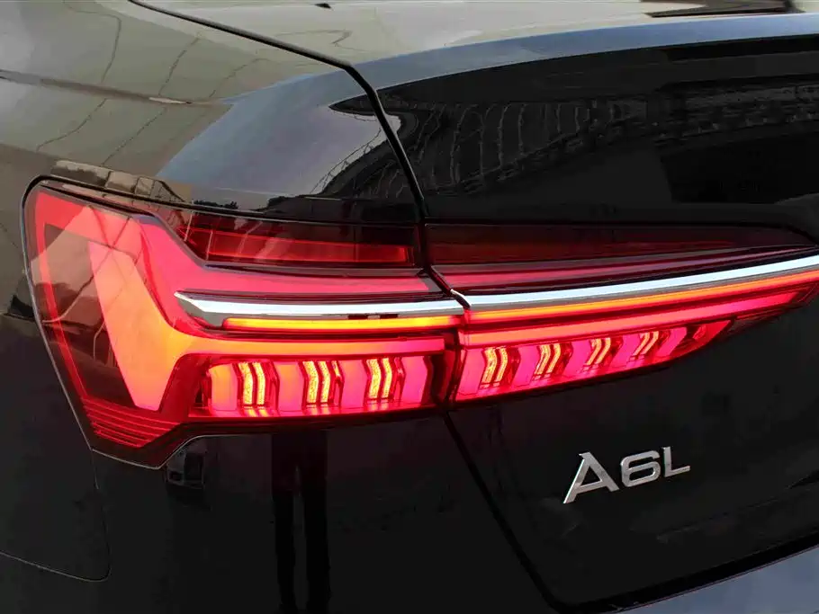 Audi A6L New Energy — фото 13
