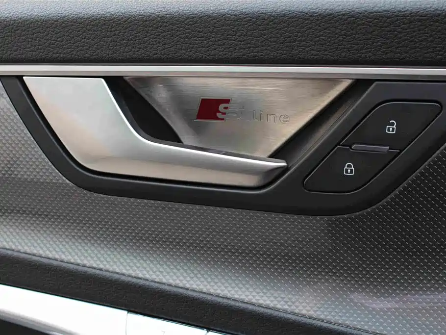 Audi A6L New Energy — фото 8