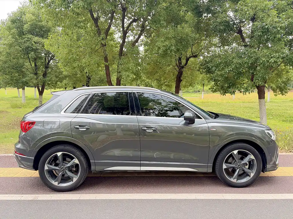 Audi Q3 — фото 5