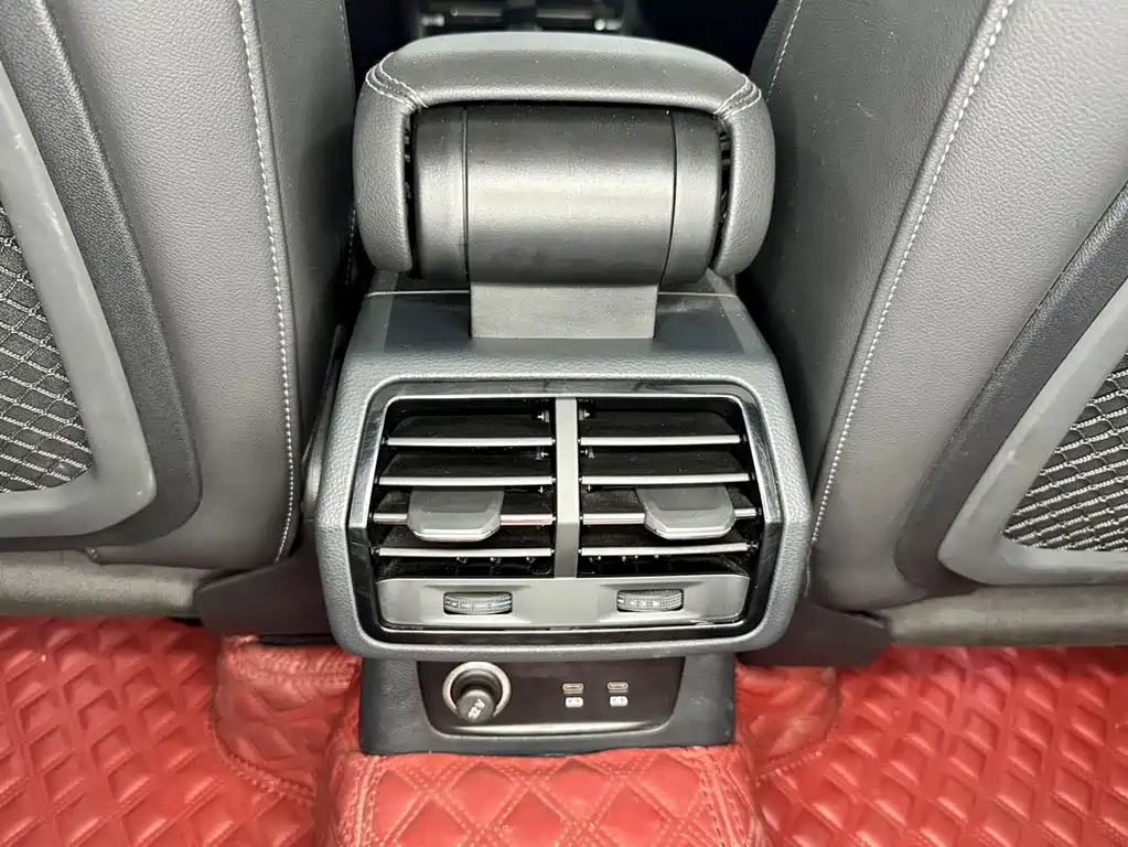 Audi Q3 — фото 26