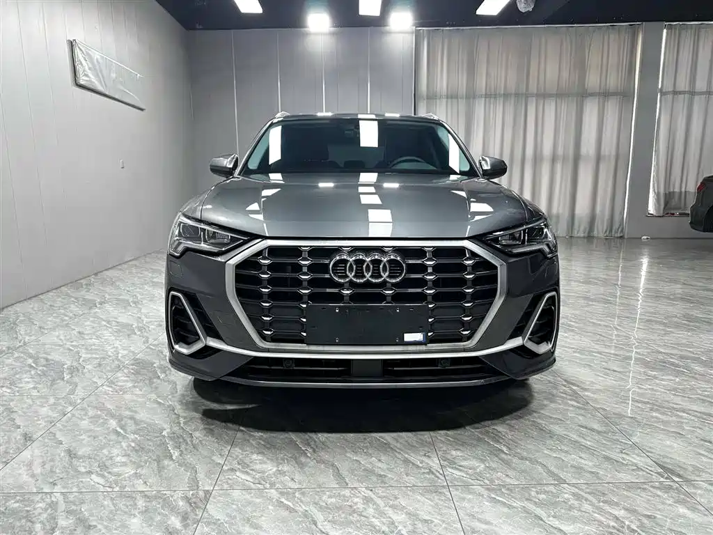 Audi Q3 — фото 2