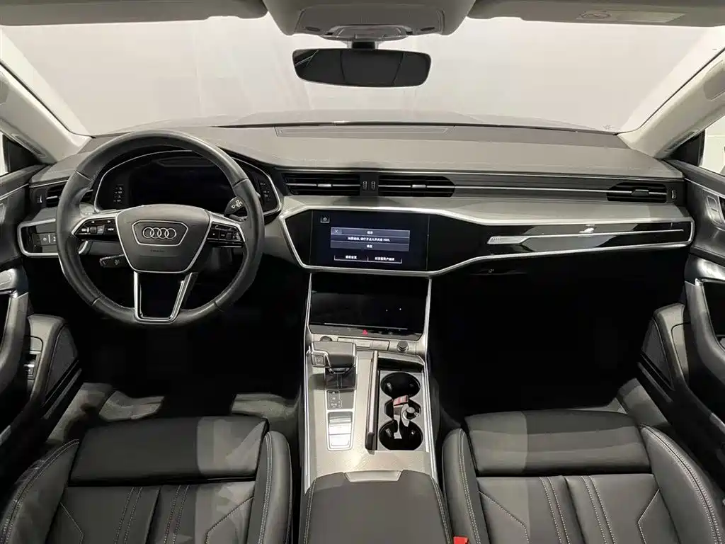 Audi A7 — фото 7
