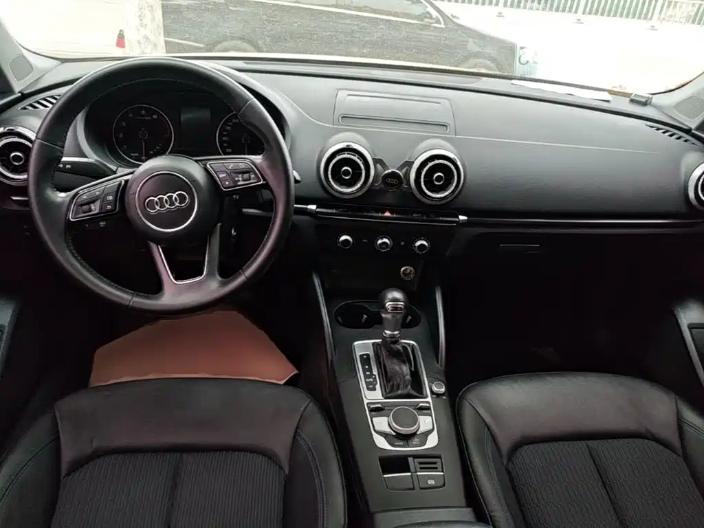 Audi A3 — фото 10