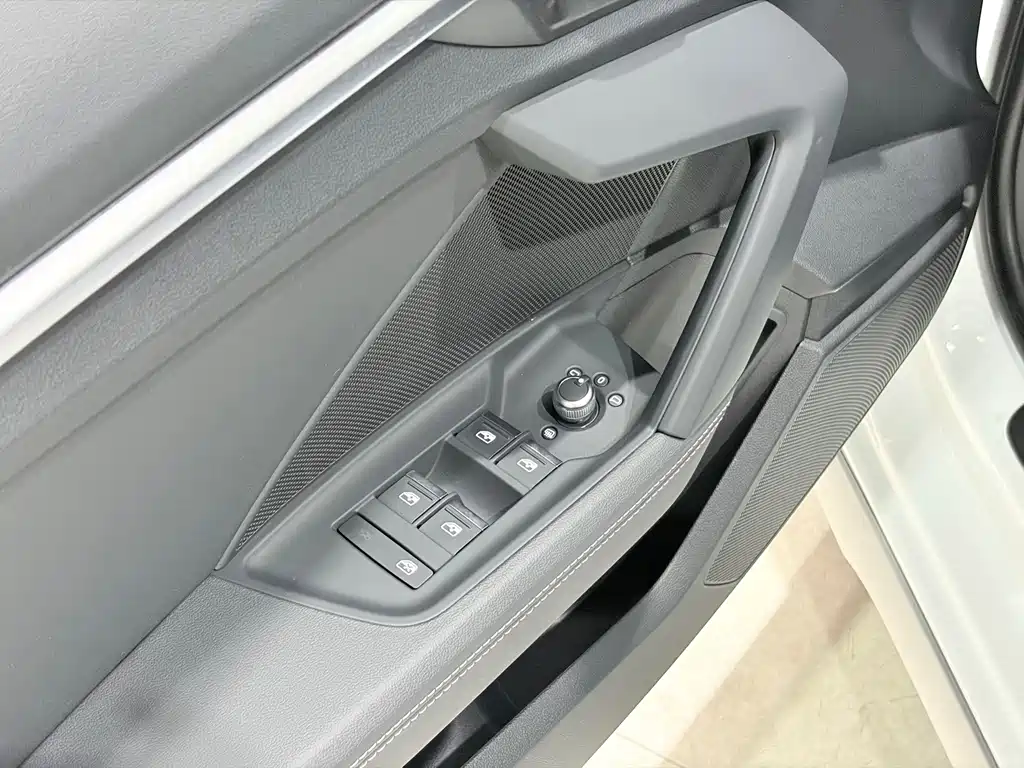 Audi A3 — фото 11