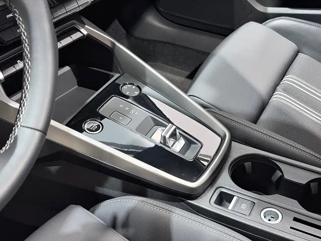 Audi A3 — фото 14