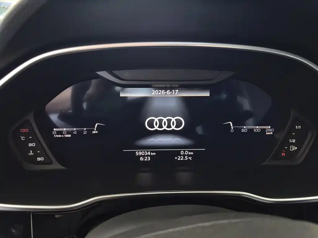 Audi Q3 — фото 7