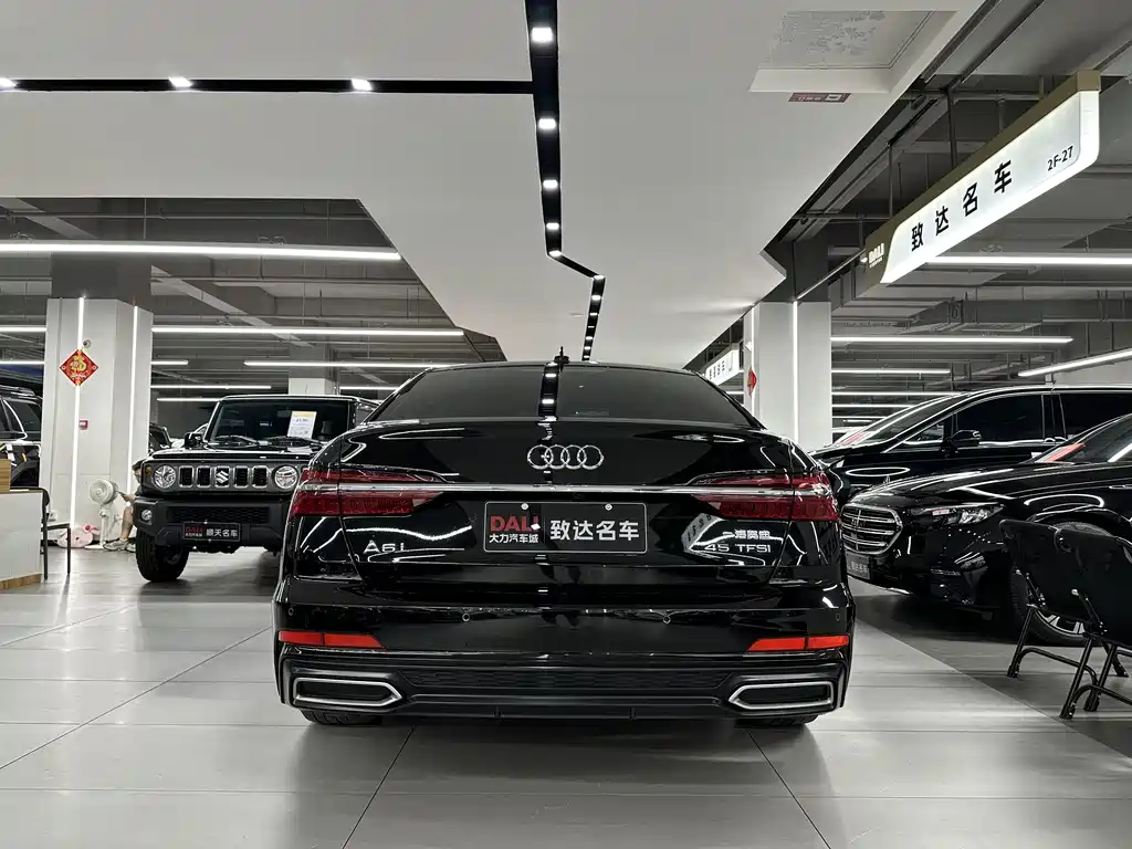 Audi A6L — фото 8