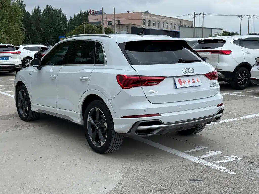 Audi Q3 — фото 3