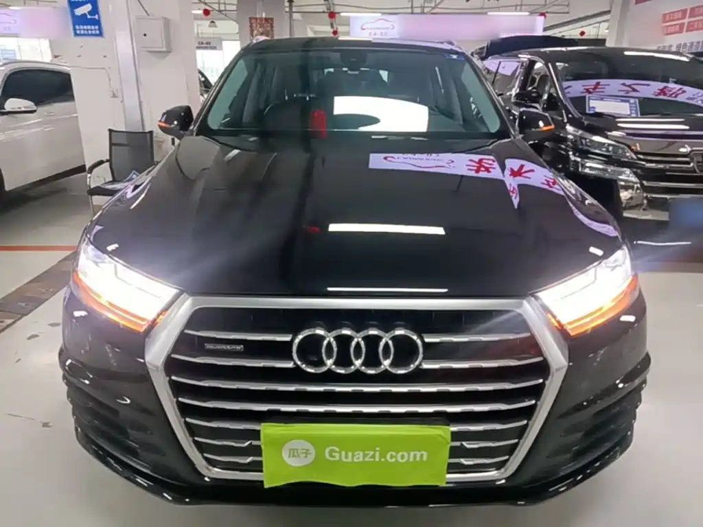 Audi Q7 — фото 3