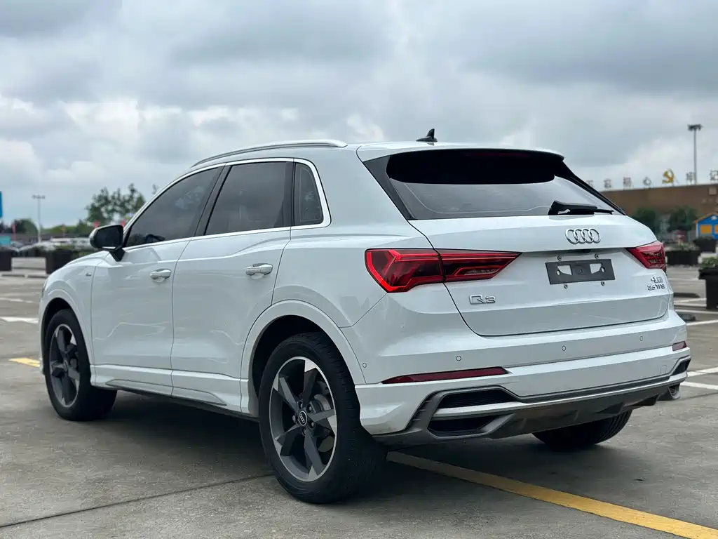 Audi Q3 — фото 4