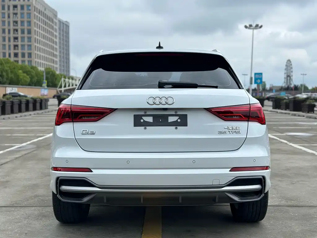 Audi Q3 — фото 5