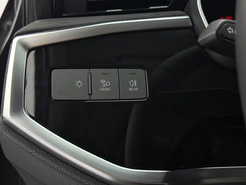 Audi Q3 — фото 19