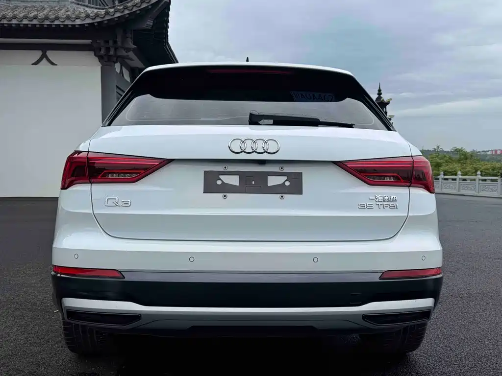 Audi Q3 — фото 5
