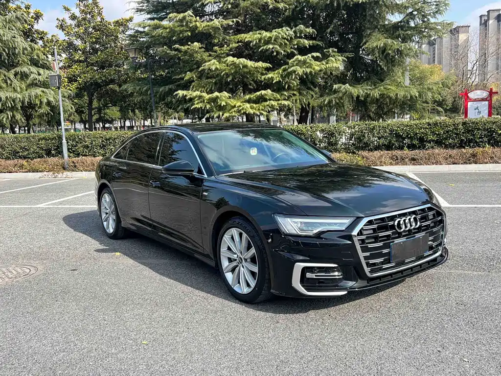 Audi A6L — фото 2