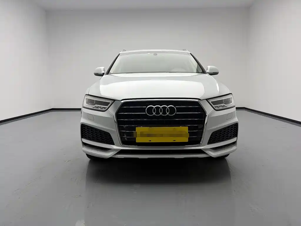 Audi Q3 — фото 2