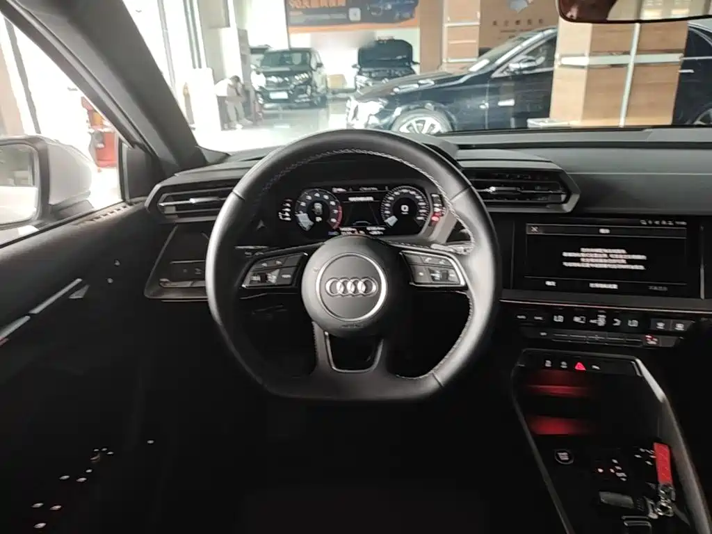 Audi A3 — фото 11