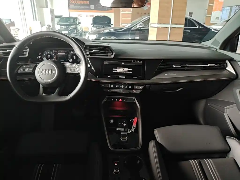 Audi A3 — фото 13