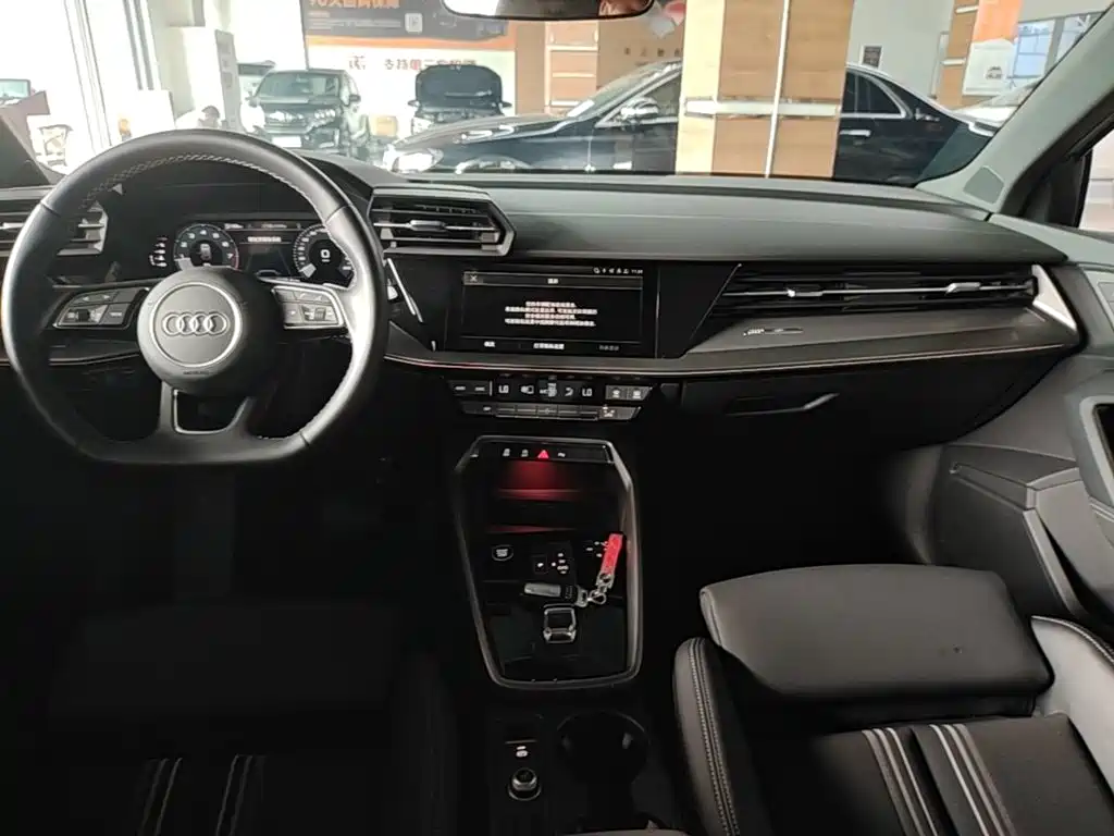 Audi A3 — фото 14