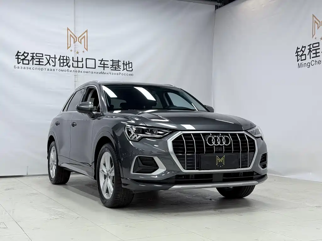 Audi Q3 — фото 3