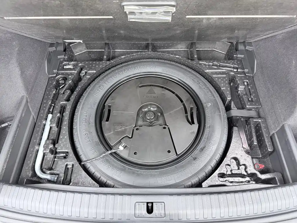 Audi Q3 — фото 25