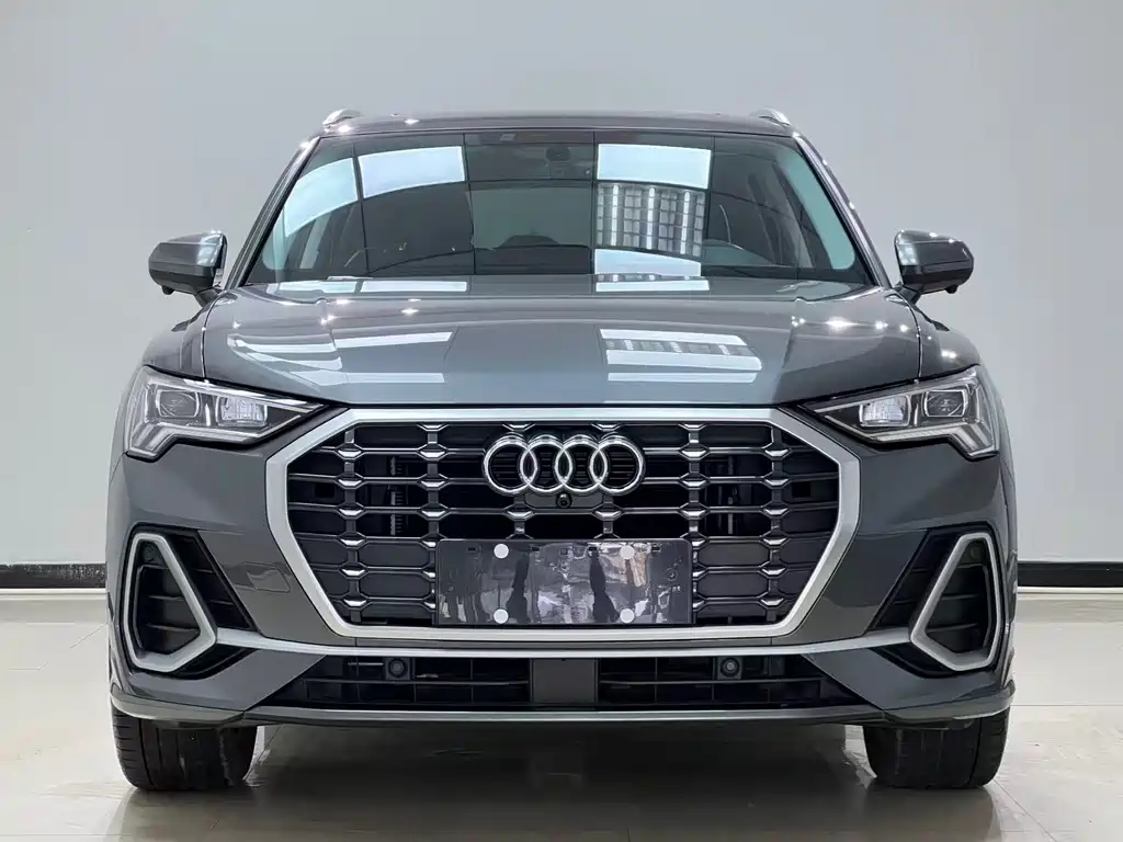 Audi Q3 — фото 2