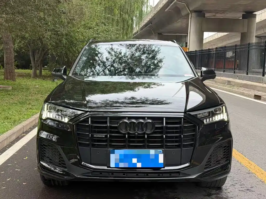 Audi Q7 — фото 2