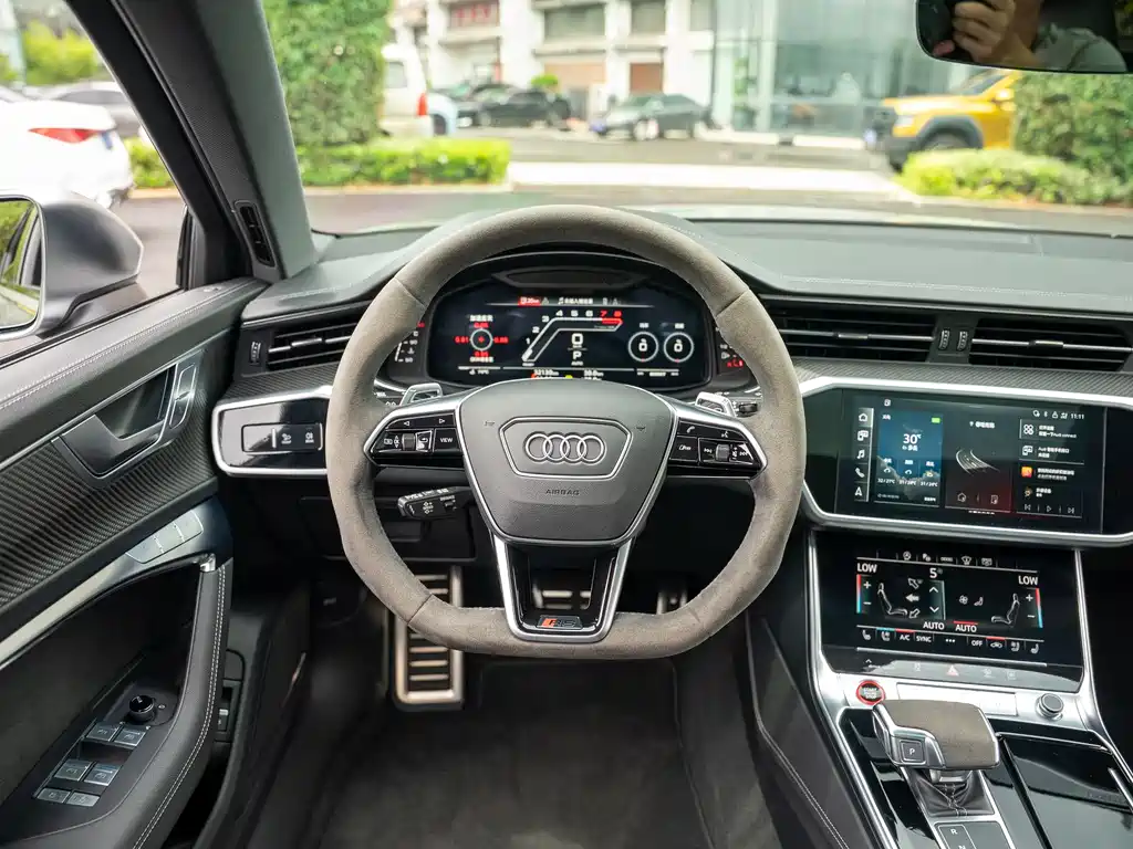 Audi RS 6 — фото 18