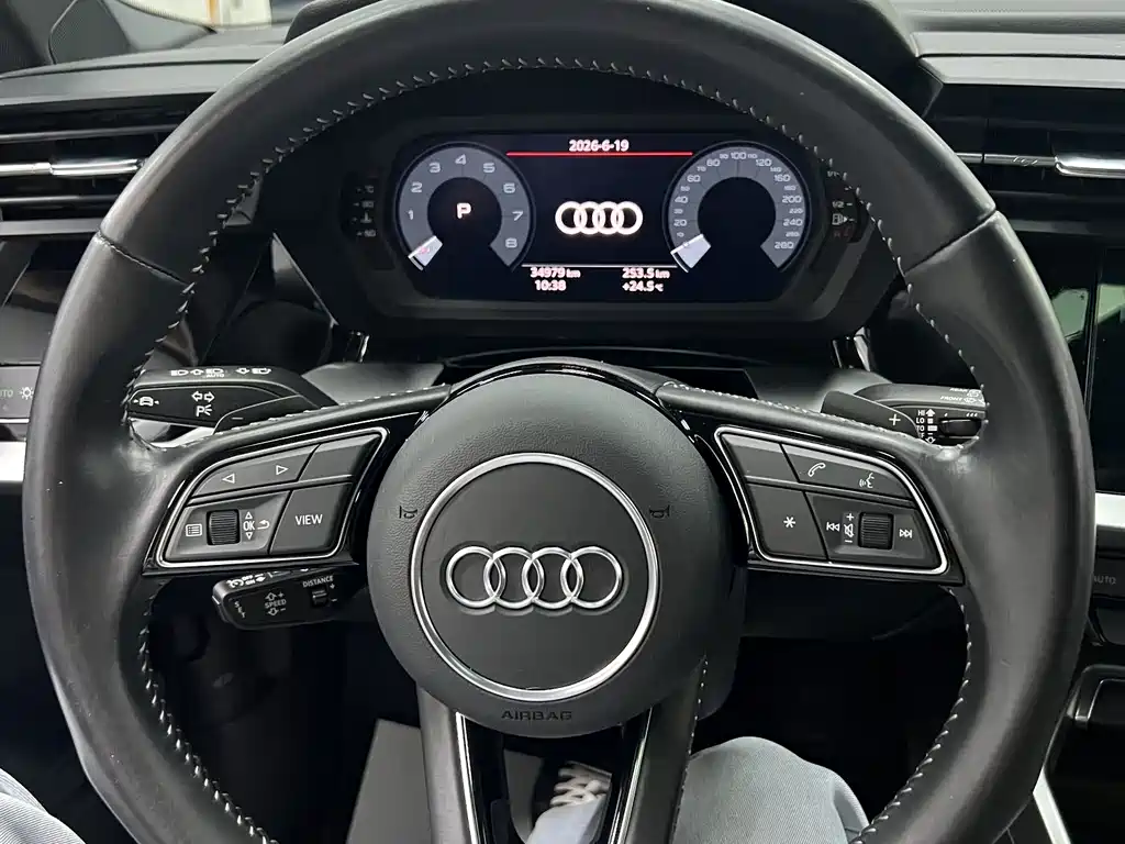 Audi A3 — фото 13