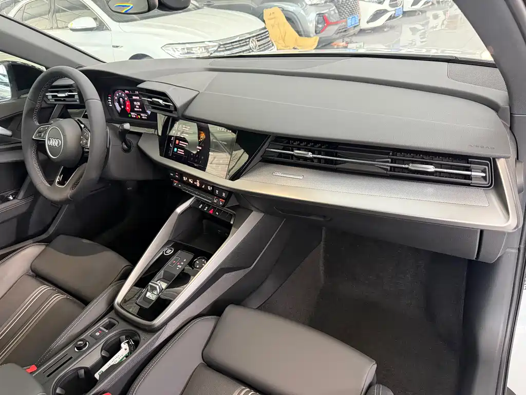Audi A3 — фото 18