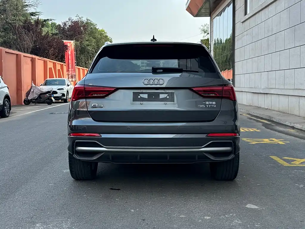 Audi Q3 — фото 5