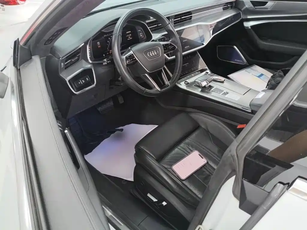 Audi A7 — фото 23