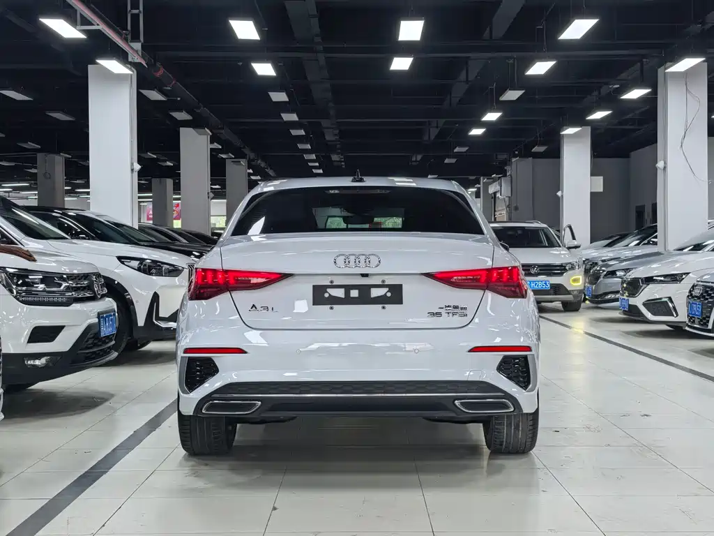 Audi A3 — фото 23