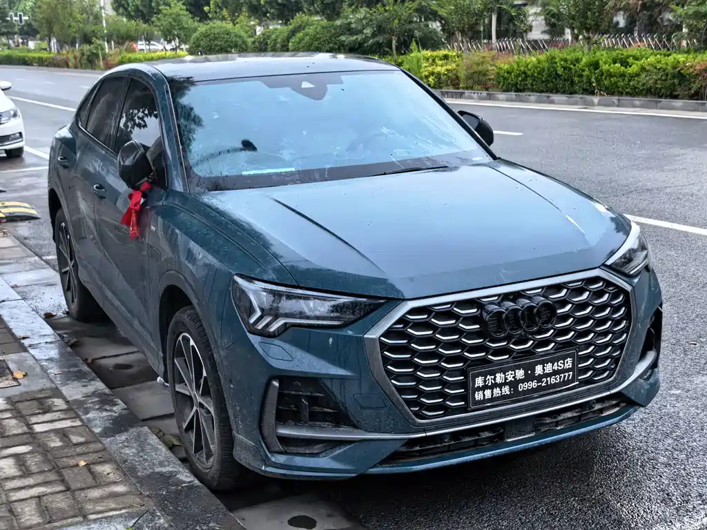 Audi Q3 Sportback — фото 3
