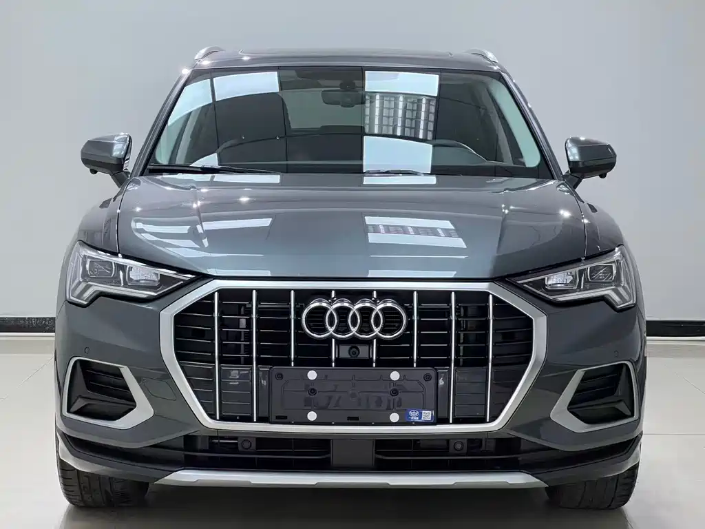 Audi Q3 — фото 2