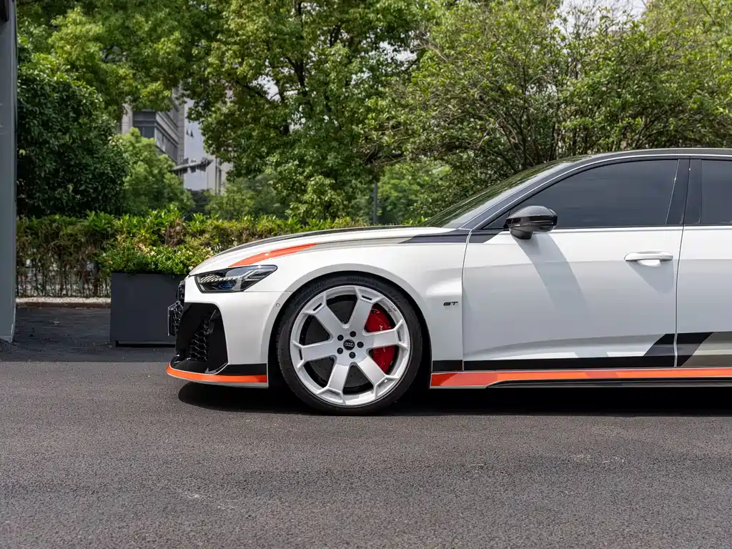Audi RS 6 — фото 11