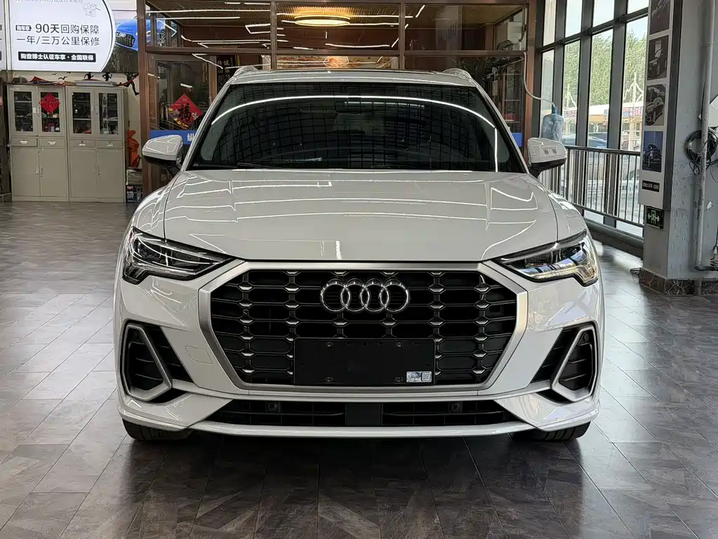 Audi Q3 — фото 2