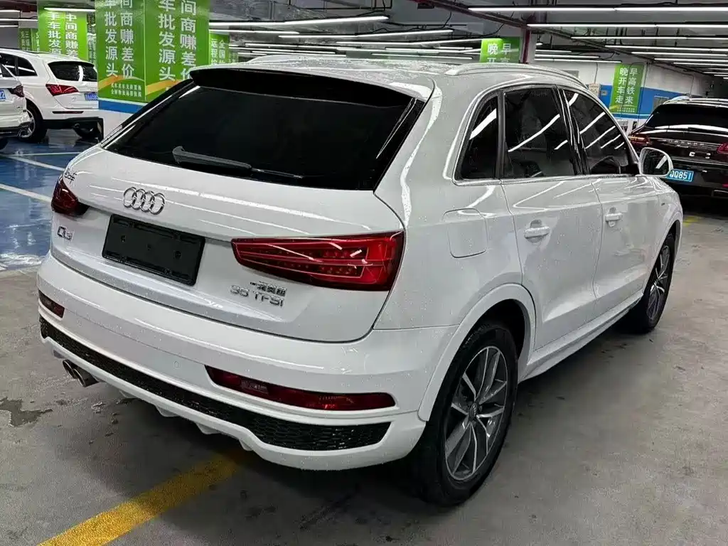 Audi Q3 — фото 9