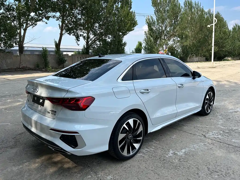 Audi A3 — фото 18