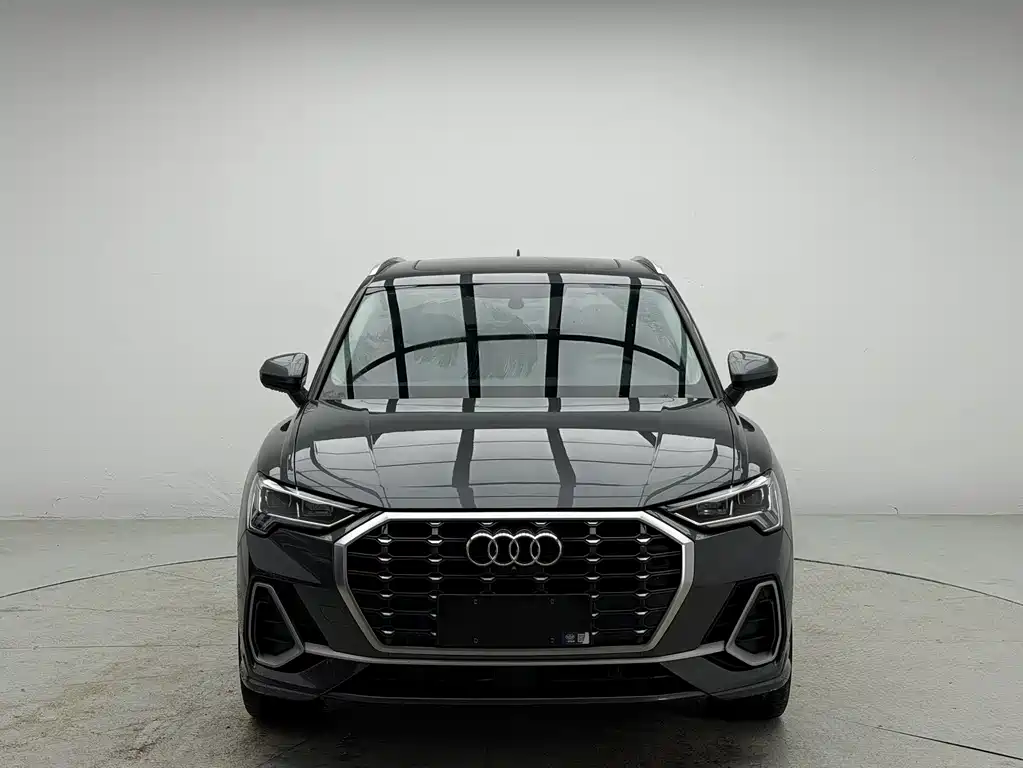 Audi Q3 — фото 2