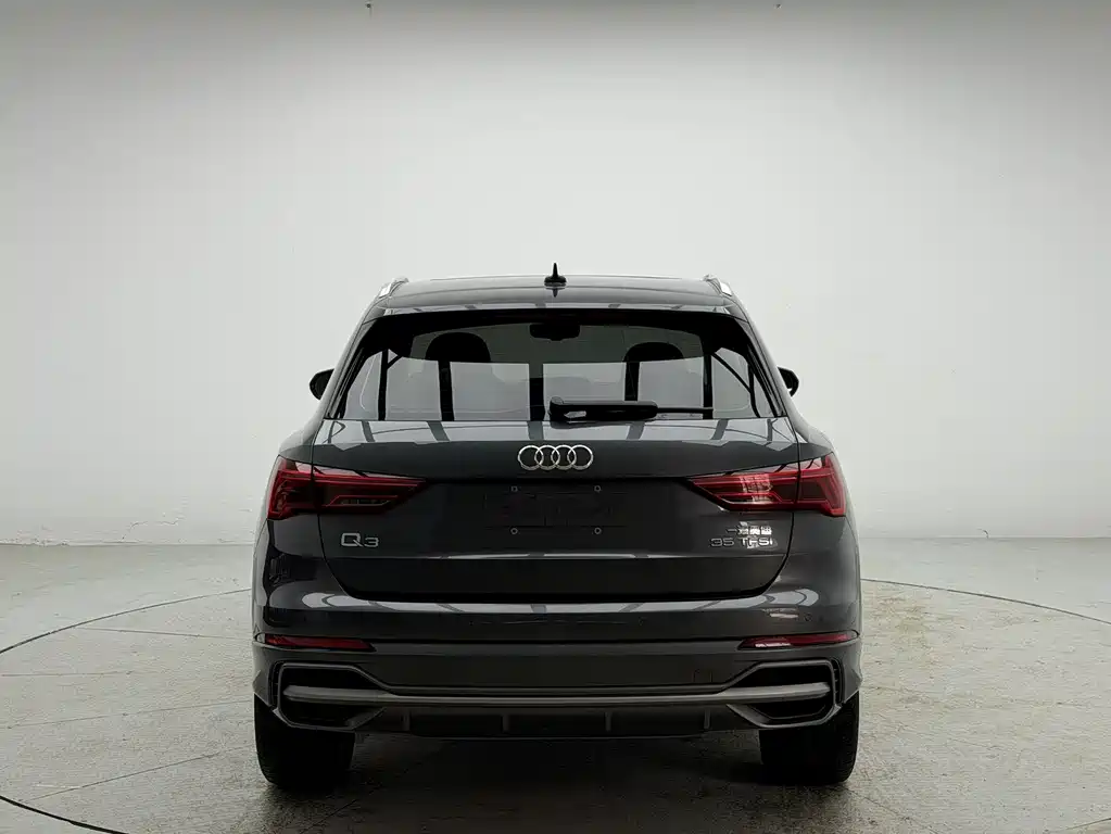 Audi Q3 — фото 5