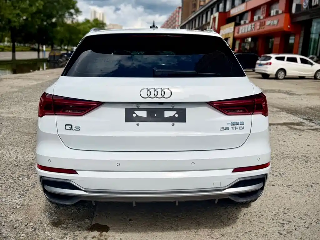 Audi Q3 — фото 5