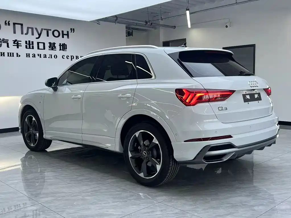 Audi Q3 — фото 5