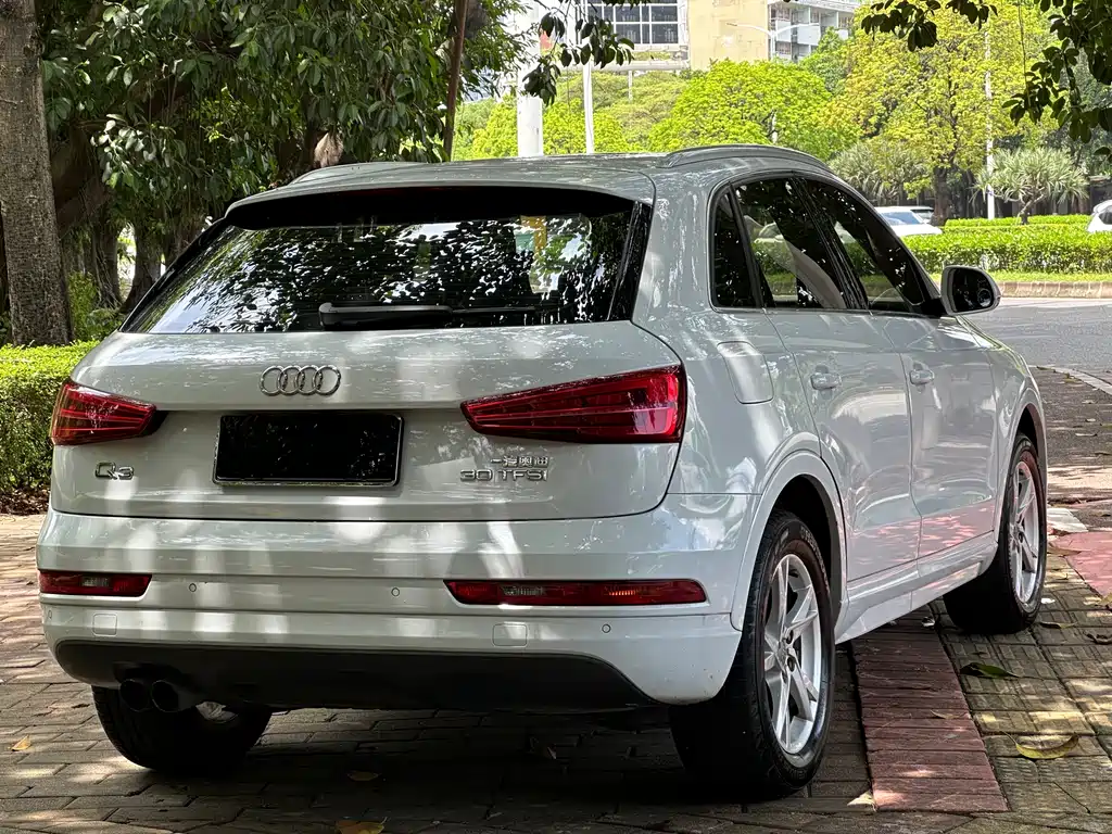 Audi Q3 — фото 5