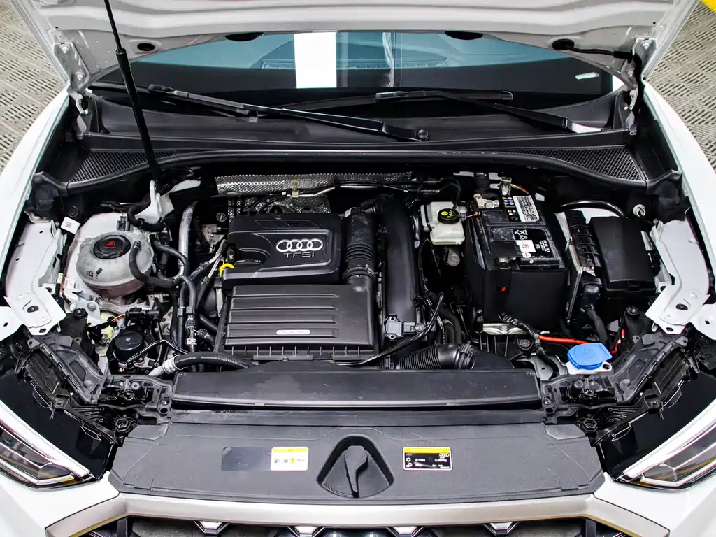 Audi Q3 — фото 20