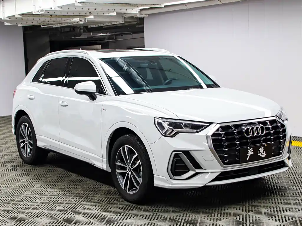 Audi Q3 — фото 3