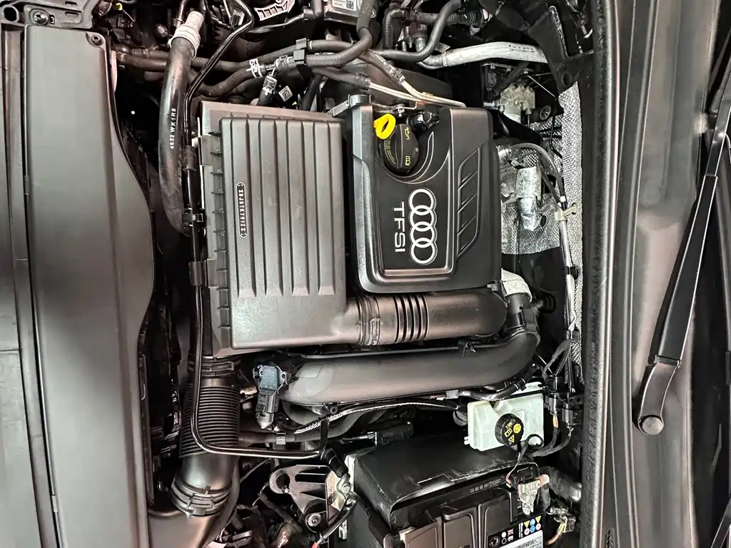 Audi Q3 — фото 23